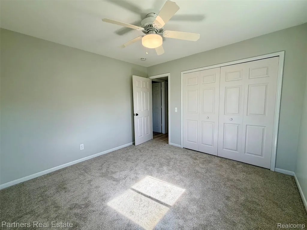 507 W Highland Road Howell City MI 48843
