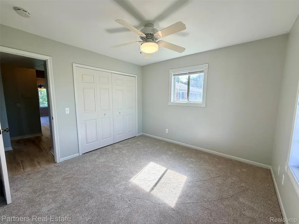 507 W Highland Road Howell City MI 48843