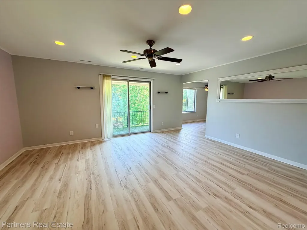 507 W Highland Road Howell City MI 48843