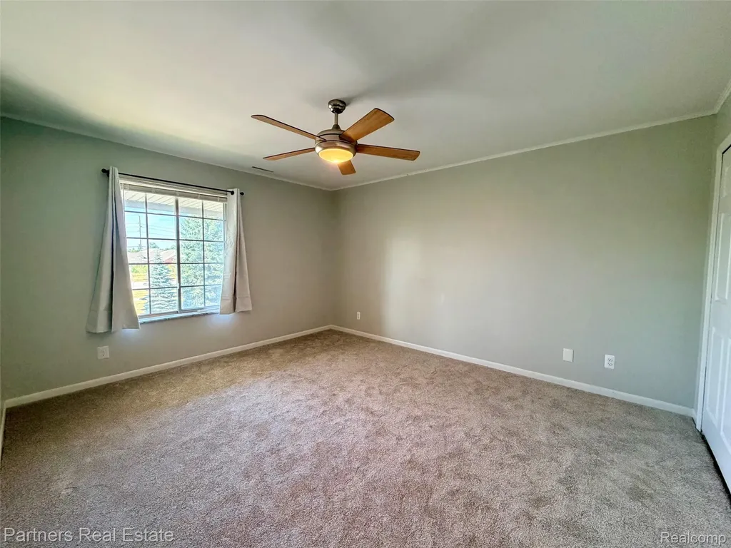 507 W Highland Road Howell City MI 48843