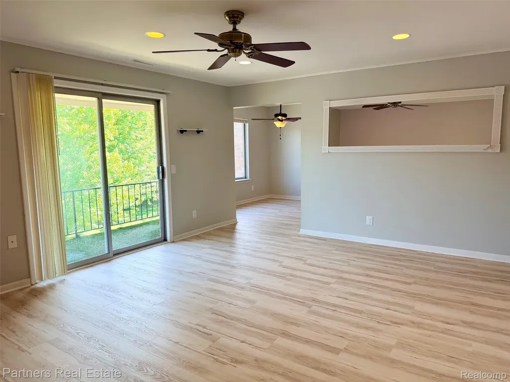 507 W Highland Road Howell City MI 48843