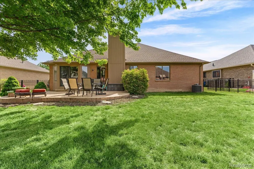 51965 Sequoya Drive Macomb Township MI 48042