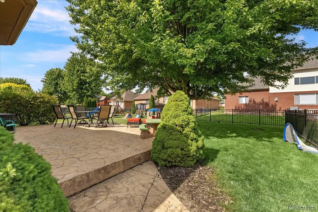 51965 Sequoya Drive Macomb Township MI 48042