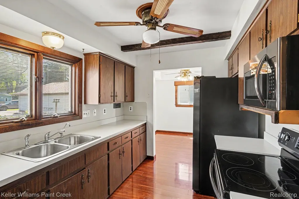 2295 Davista Drive Highland Charter Township MI 48356