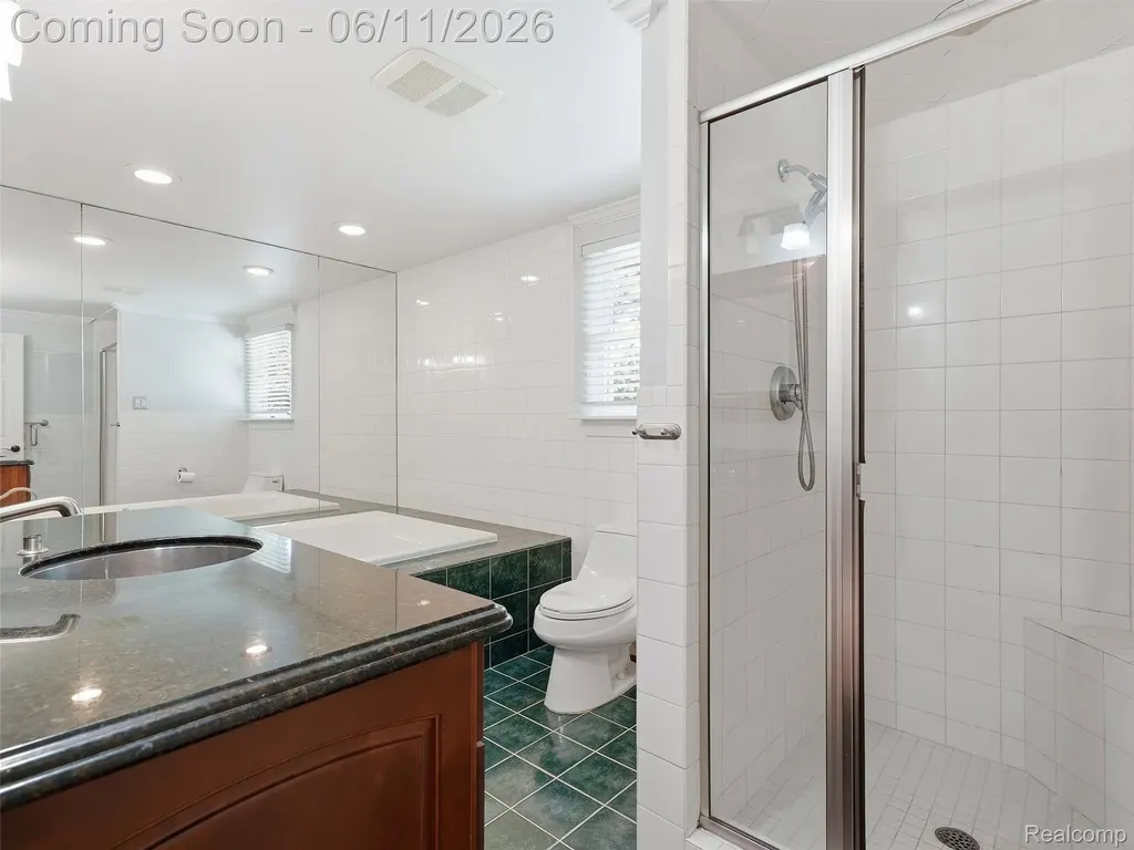 4133 Berkshire Road Royal Oak City MI 48073
