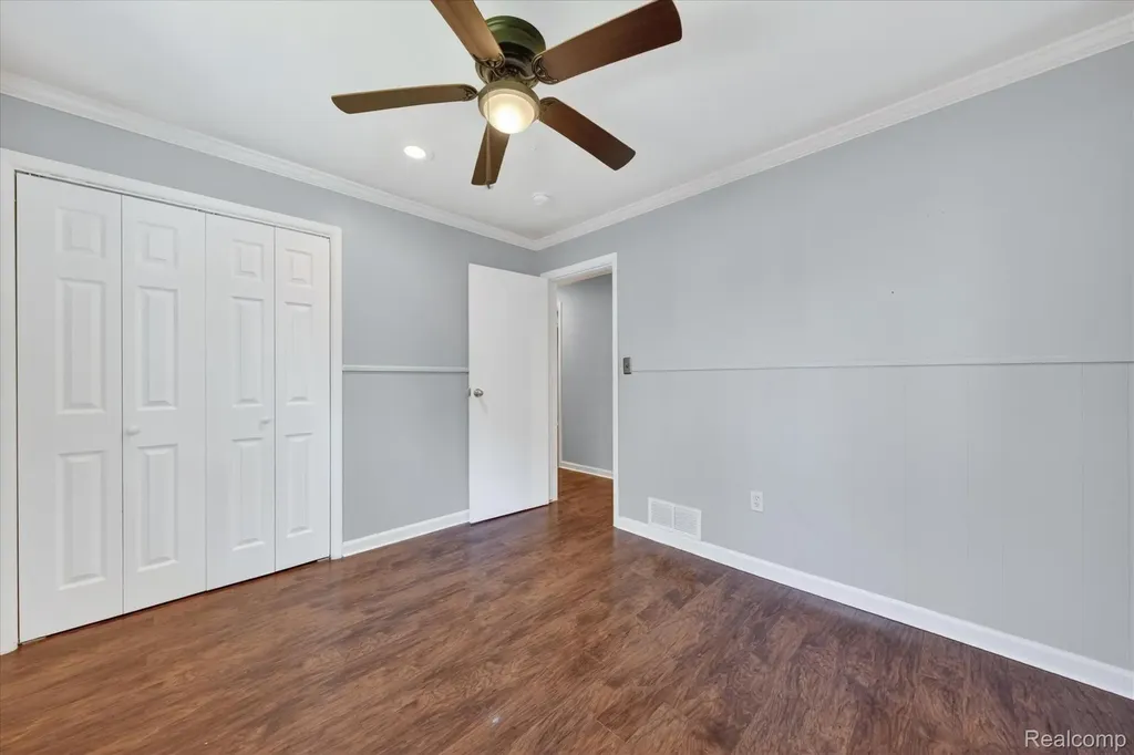401 W Liberty Street South Lyon City MI 48178