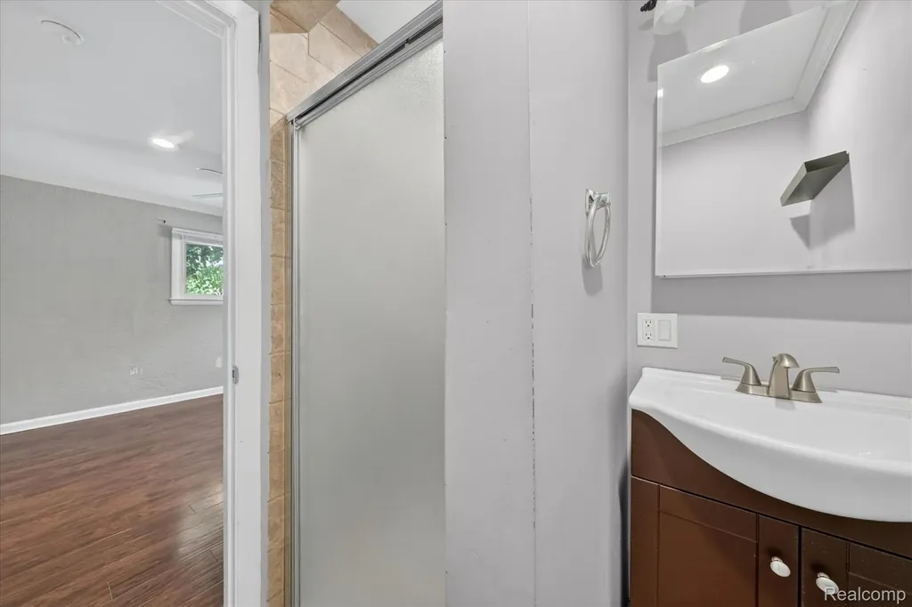 401 W Liberty Street South Lyon City MI 48178