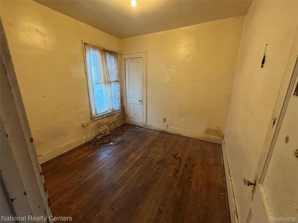 8127 E Hildale Street Detroit City MI 48234