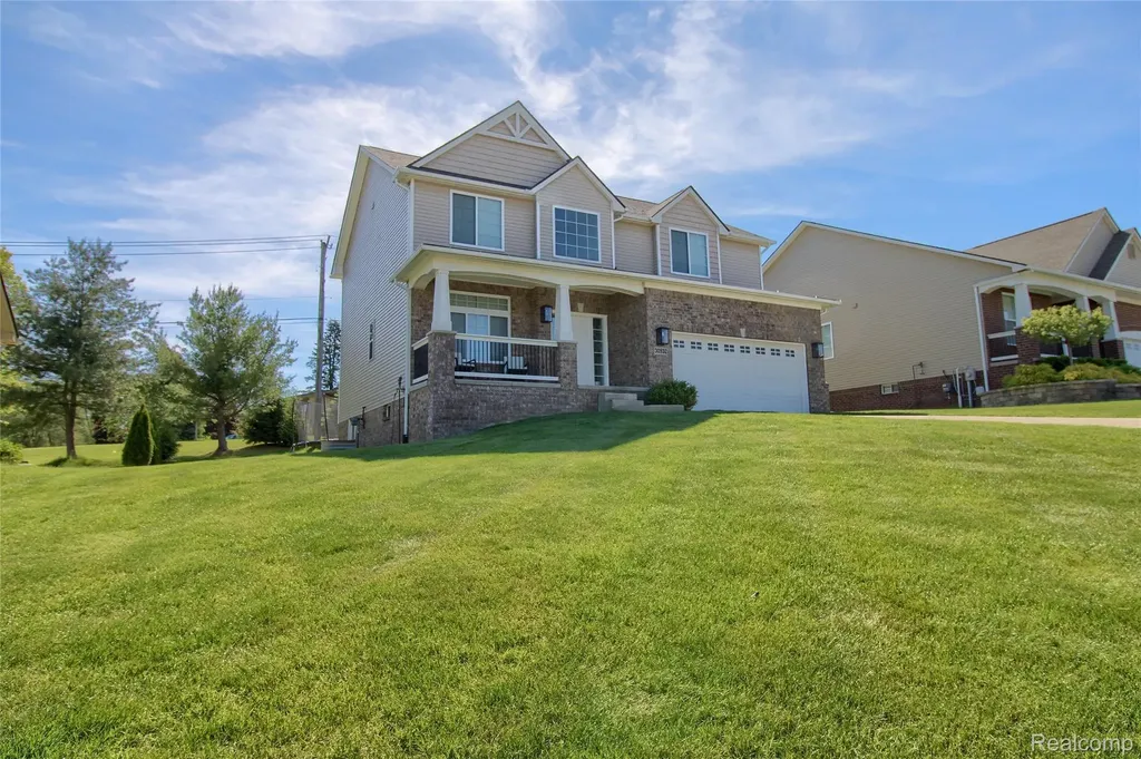30932 Asbury Hill Drive Lyon Charter Township MI 48165