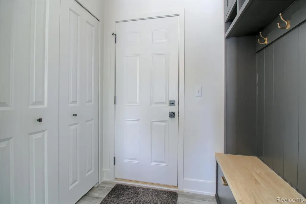 30932 Asbury Hill Drive Lyon Charter Township MI 48165
