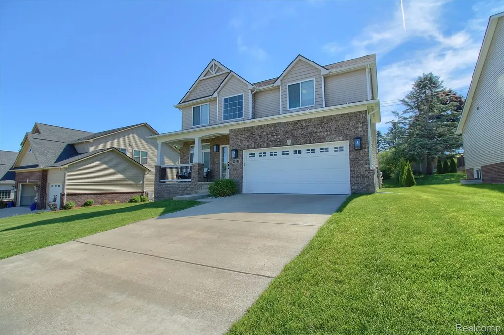 30932 Asbury Hill Drive Lyon Charter Township MI 48165