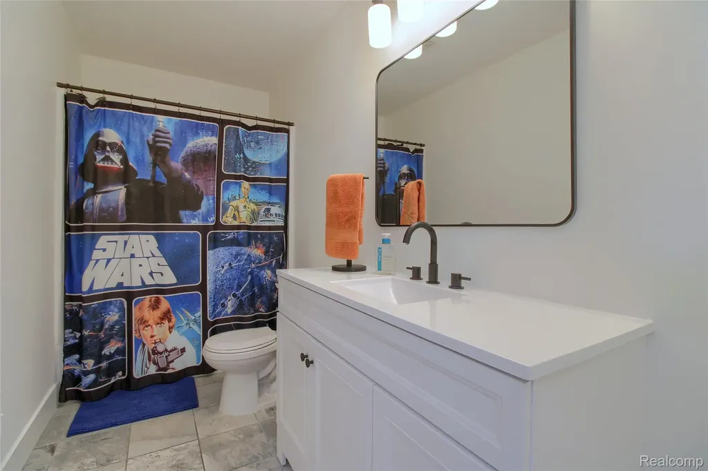 30932 Asbury Hill Drive Lyon Charter Township MI 48165