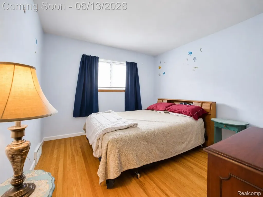 23012 Allor Street St. Clair Shores City MI 48082