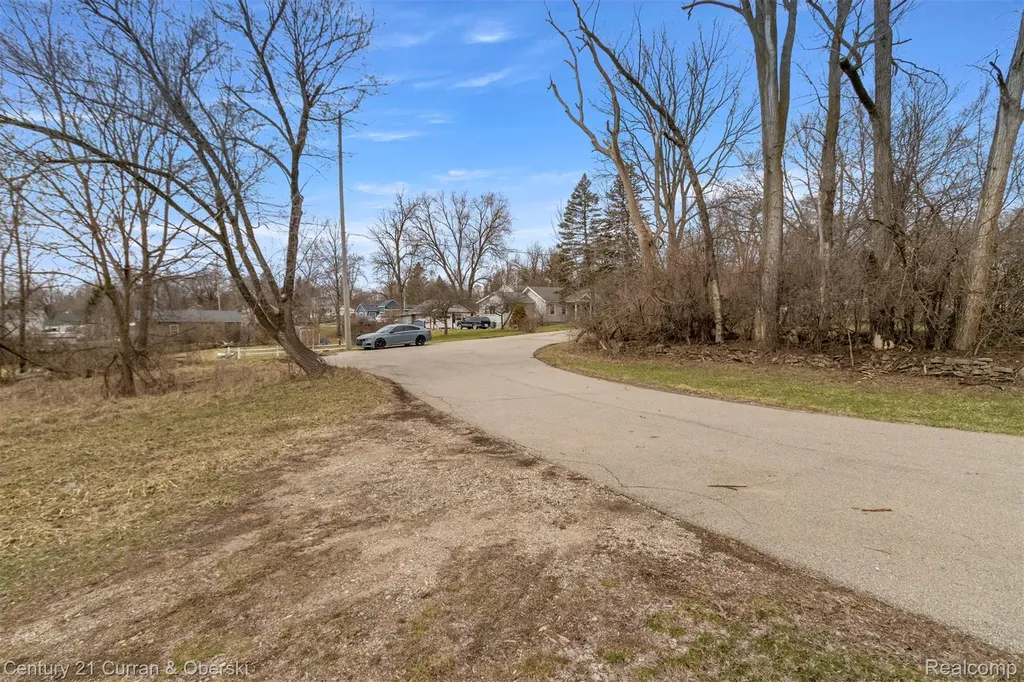 1139 S Dettman Road Leoni Township MI 49203