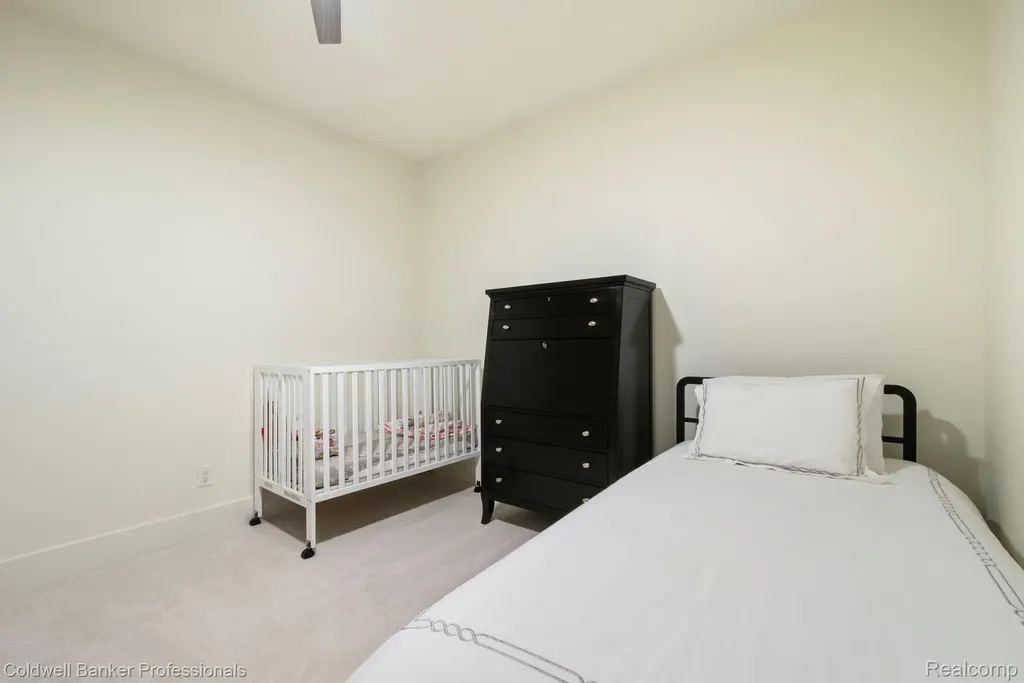 801 W Ann Arbor Trail Plymouth City MI 48170