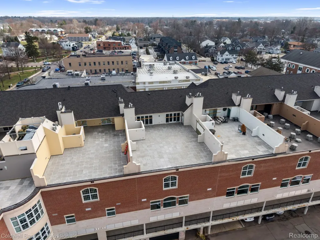 801 W Ann Arbor Trail Plymouth City MI 48170