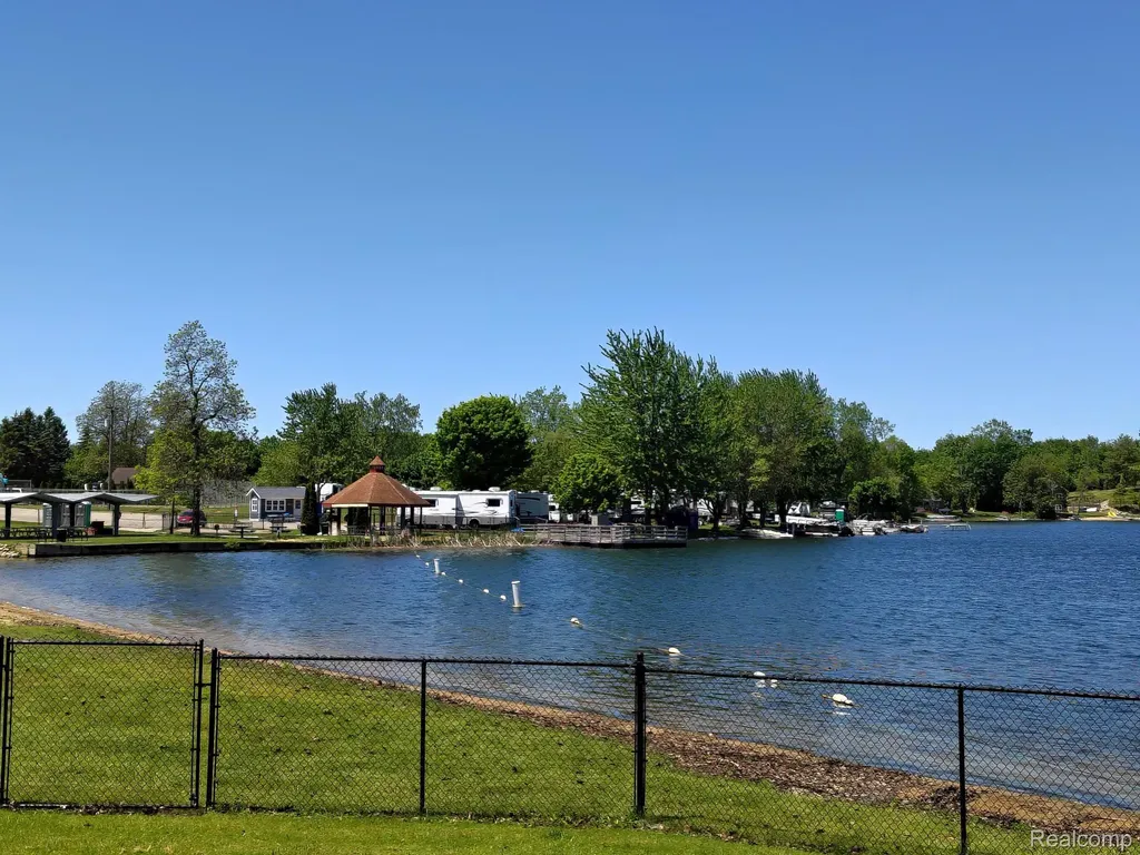 C Hemingway Lake Road Otter Lake Village MI 48464