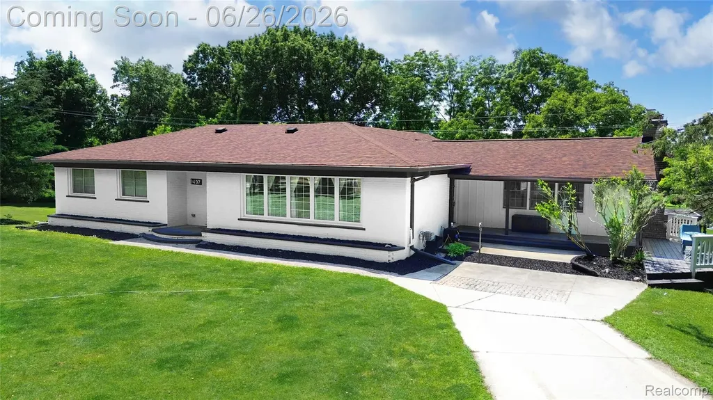 9497 Ellis Road Springfield Charter Township MI 48348