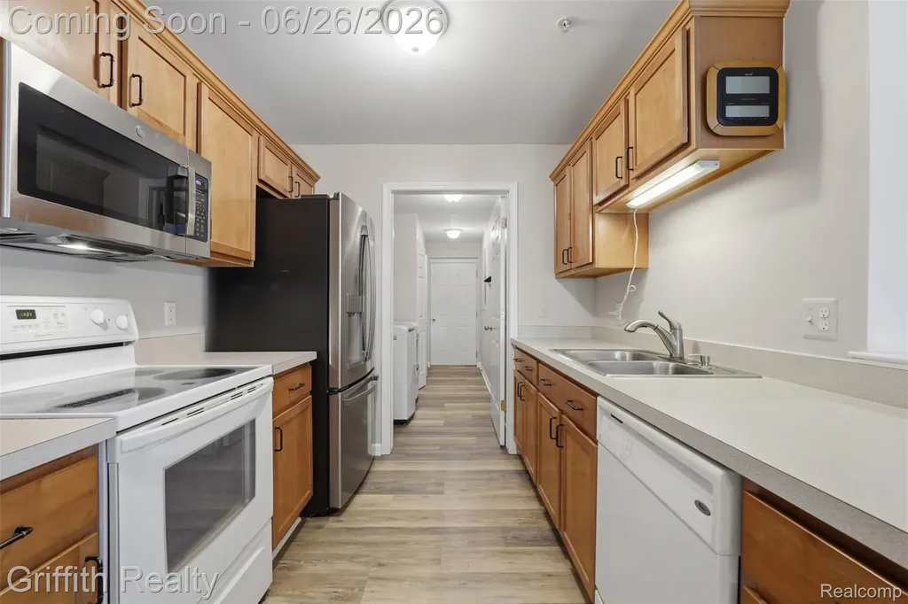 4271 Deeside Drive Brighton City MI 48116
