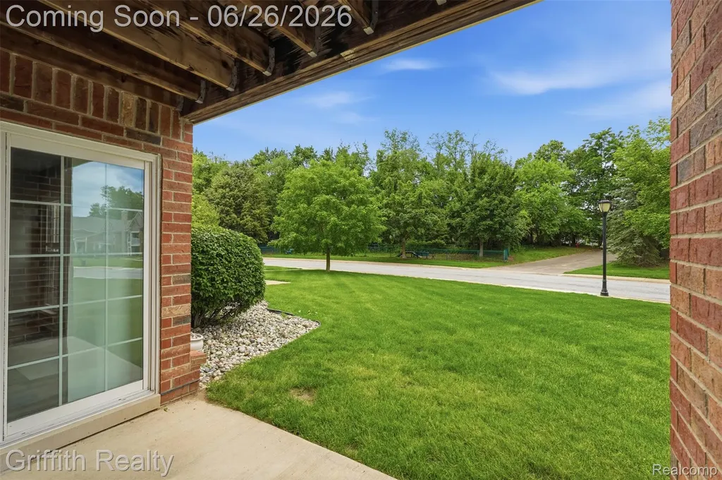 4271 Deeside Drive Brighton City MI 48116