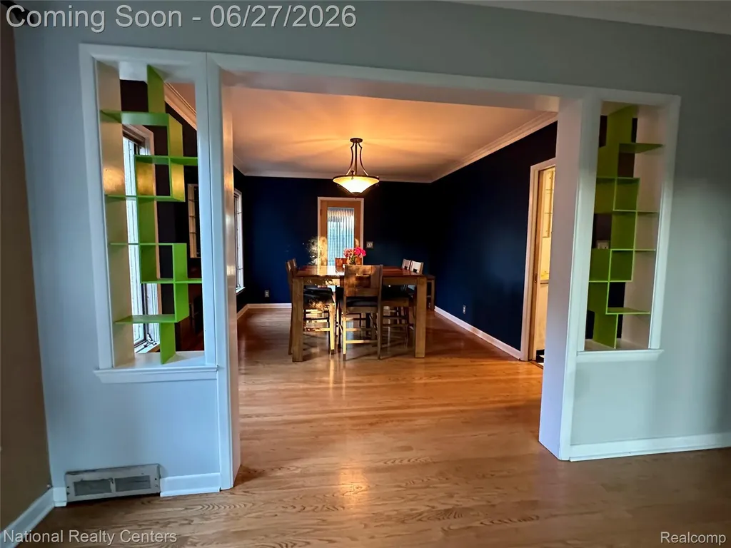 821 Pemberton Road Grosse Pointe Park City MI 48230