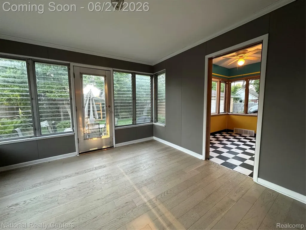 821 Pemberton Road Grosse Pointe Park City MI 48230