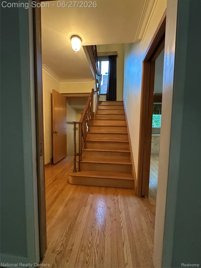 821 Pemberton Road Grosse Pointe Park City MI 48230