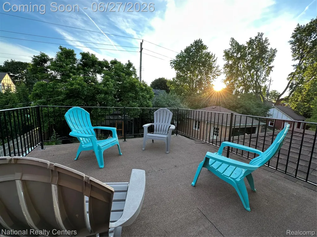 821 Pemberton Road Grosse Pointe Park City MI 48230