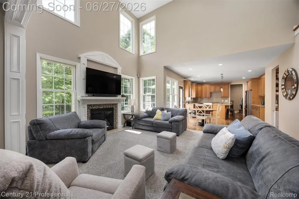 8928 Wild Iris Court Springfield Charter Township MI 48350