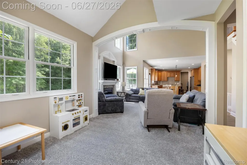 8928 Wild Iris Court Springfield Charter Township MI 48350