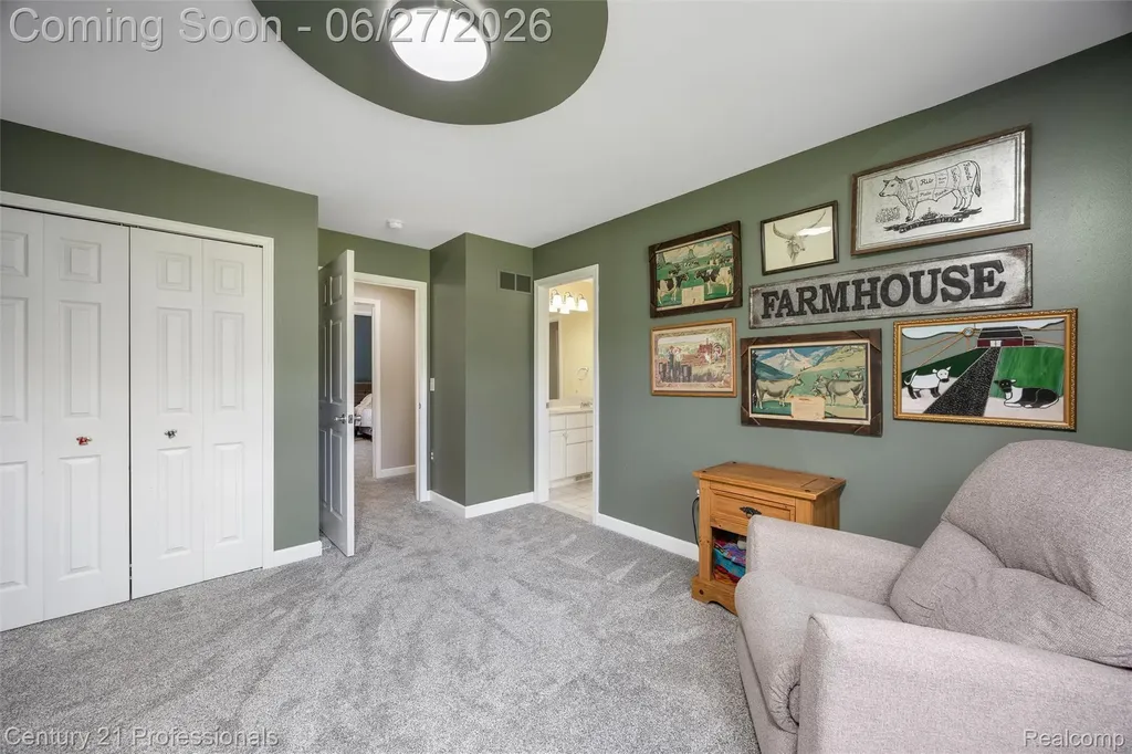 8928 Wild Iris Court Springfield Charter Township MI 48350