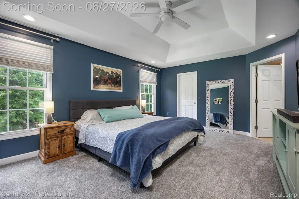 8928 Wild Iris Court Springfield Charter Township MI 48350
