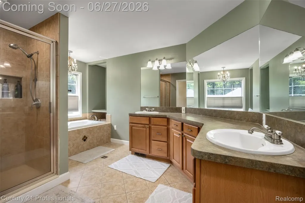8928 Wild Iris Court Springfield Charter Township MI 48350