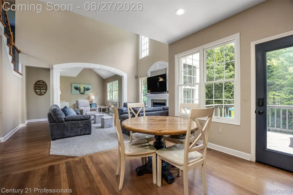 8928 Wild Iris Court Springfield Charter Township MI 48350
