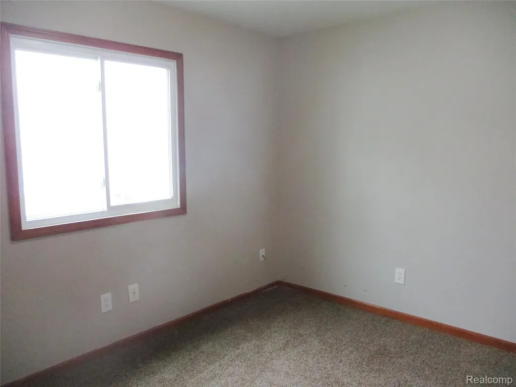 23777 Piper Avenue Eastpointe City MI 48021