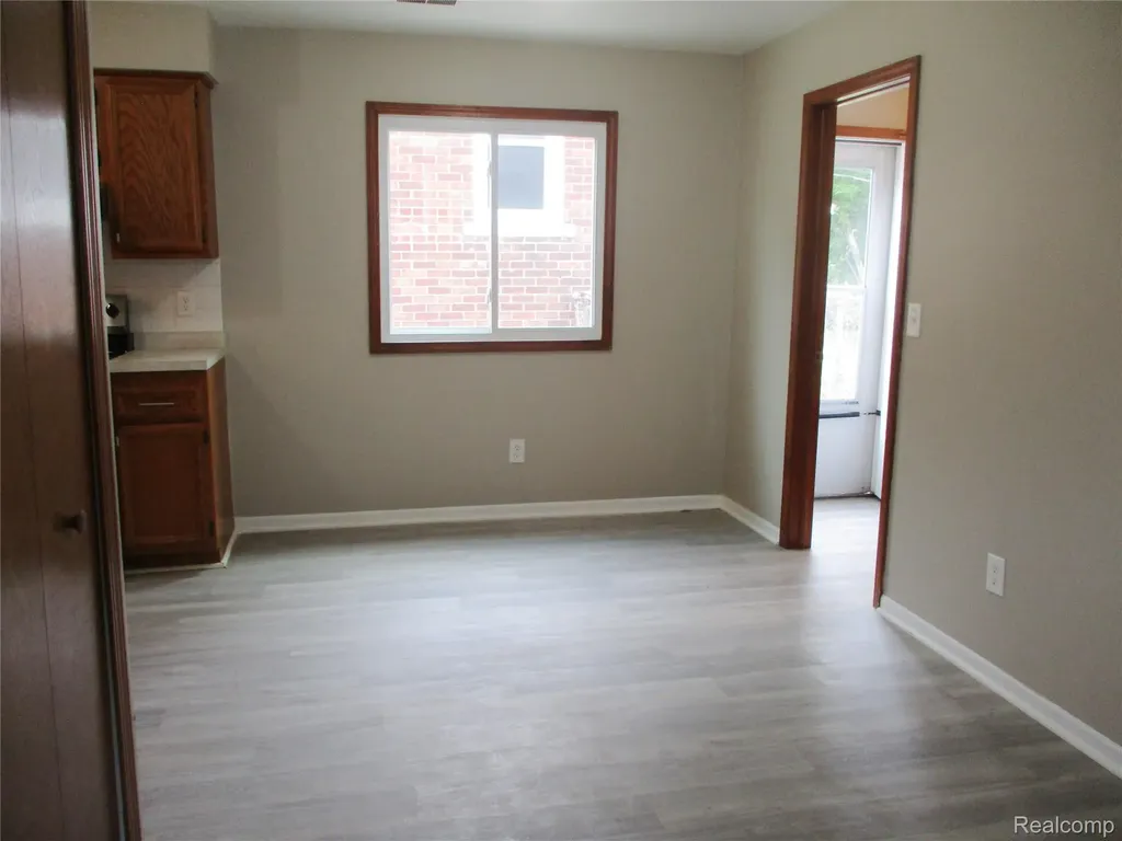 23777 Piper Avenue Eastpointe City MI 48021