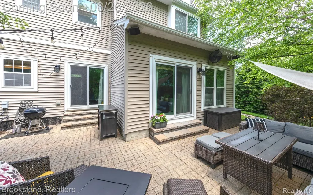 5017 Leyland Drive Independence Charter Township MI 48348