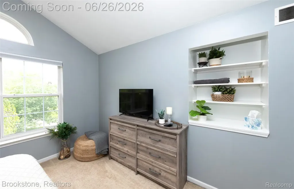 5017 Leyland Drive Independence Charter Township MI 48348