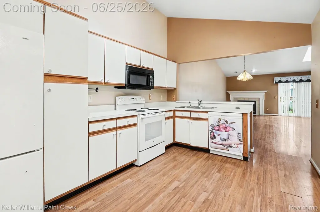 13311 Whittier Drive Sterling Heights City MI 48312