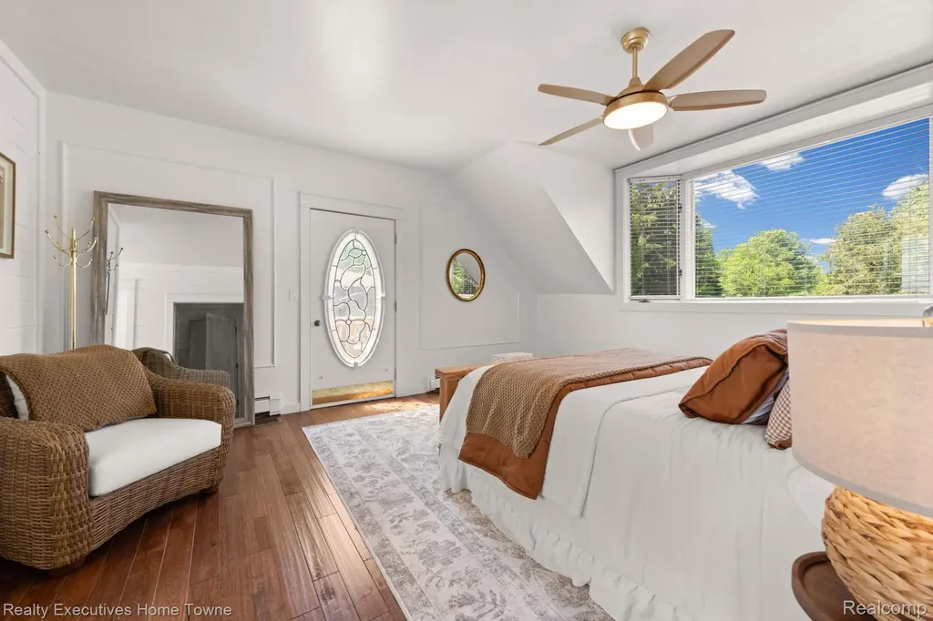 8308 Lakeshore Burtchville Township MI 48059