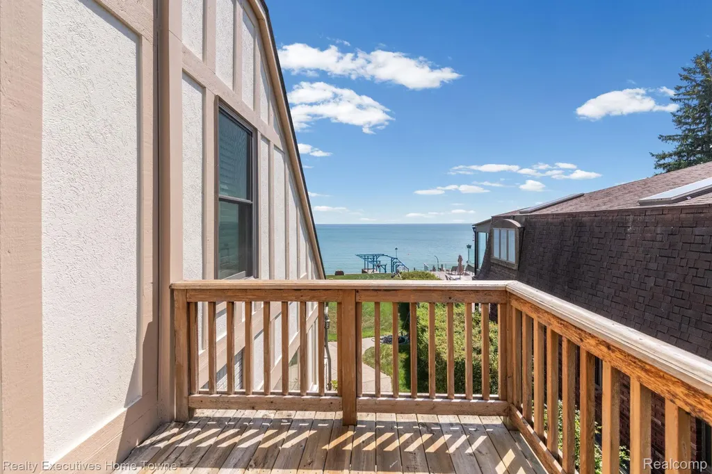 8308 Lakeshore Burtchville Township MI 48059