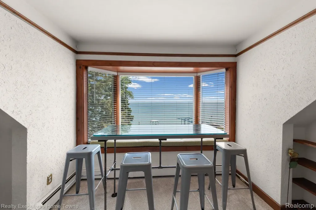 8308 Lakeshore Burtchville Township MI 48059