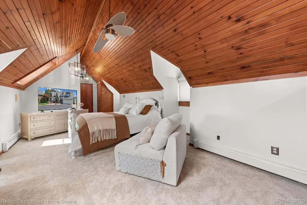 8308 Lakeshore Burtchville Township MI 48059