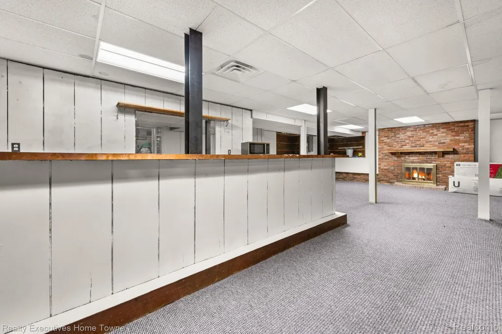 8308 Lakeshore Burtchville Township MI 48059