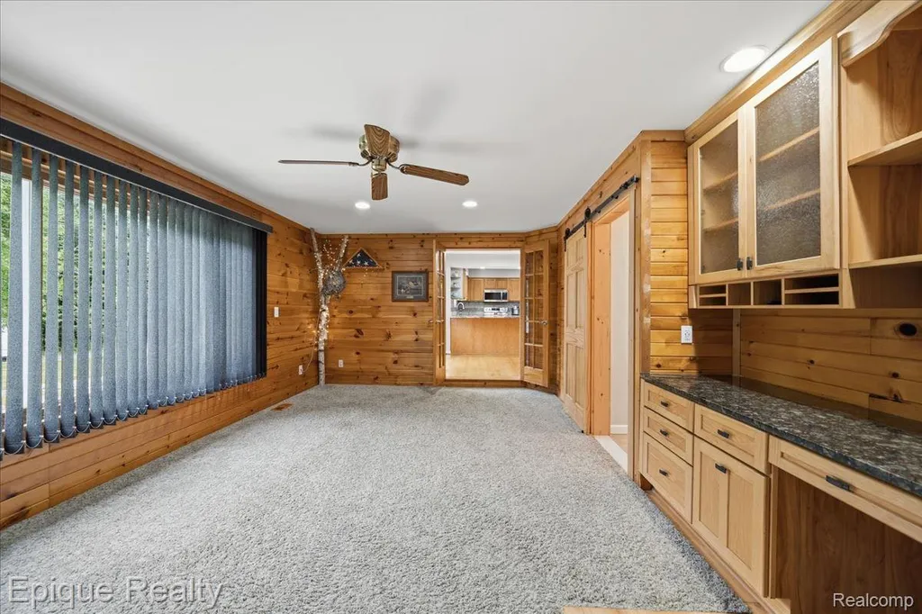 1221 Rhodes Road Orion Charter Township MI 48360
