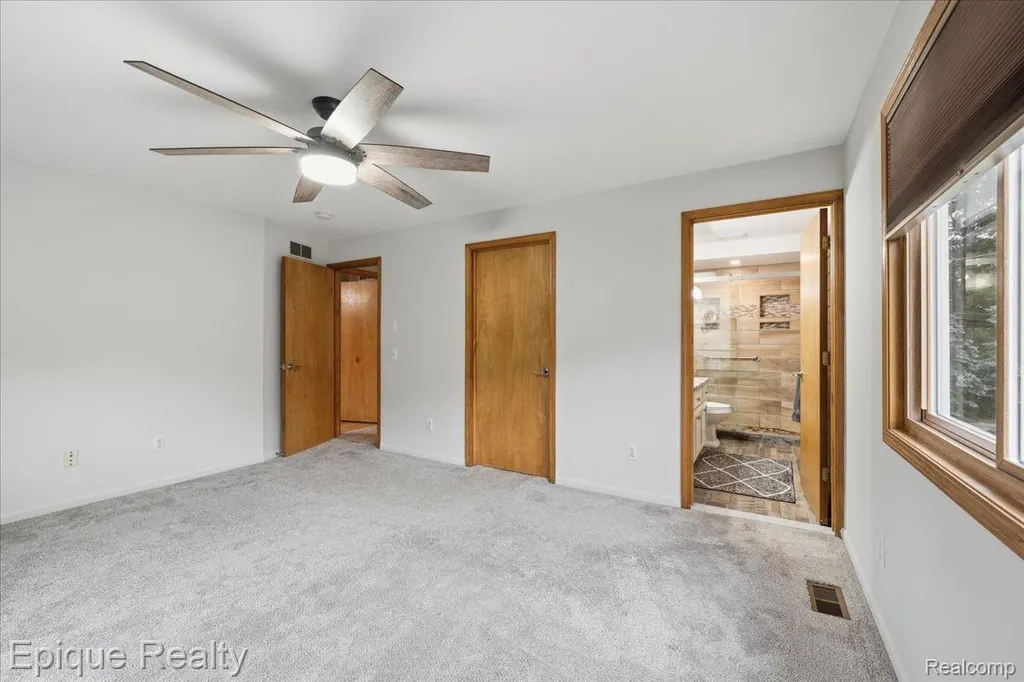 1221 Rhodes Road Orion Charter Township MI 48360