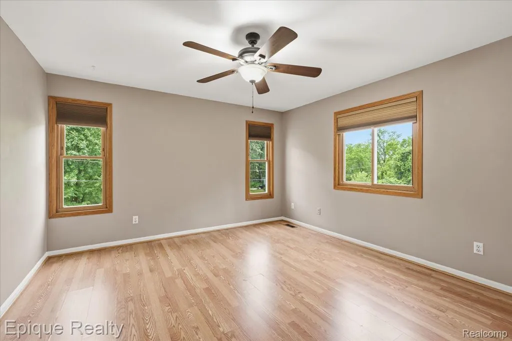 1221 Rhodes Road Orion Charter Township MI 48360