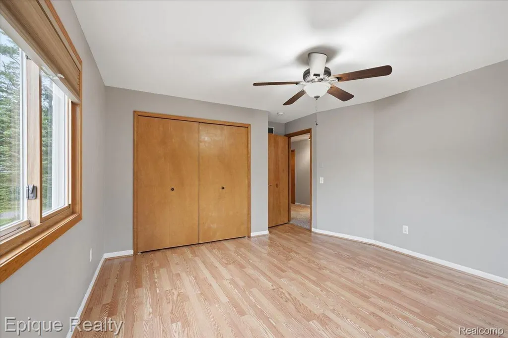 1221 Rhodes Road Orion Charter Township MI 48360