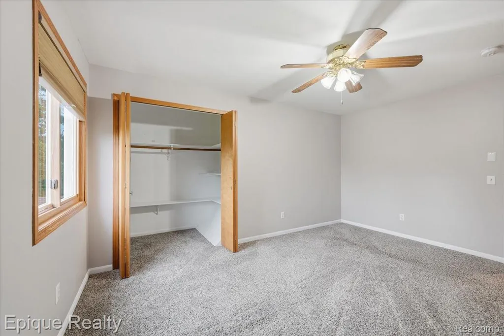 1221 Rhodes Road Orion Charter Township MI 48360