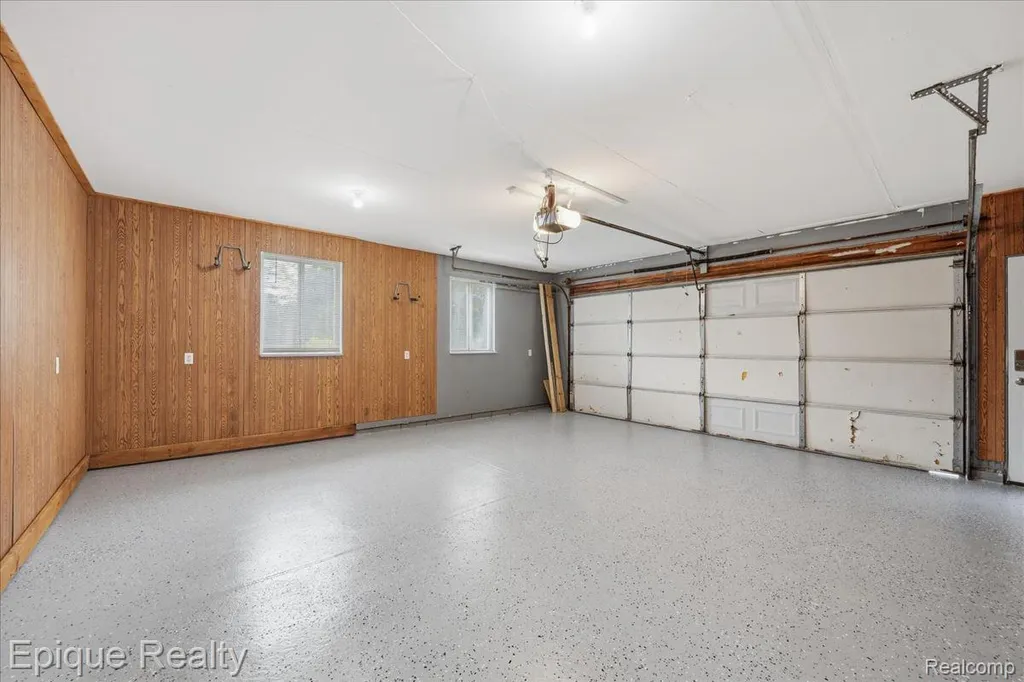 1221 Rhodes Road Orion Charter Township MI 48360